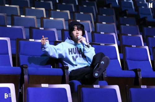 j-hope-bts-agensi-bts-bighit-akan-merilis-proyek-dokumenter_240218103616-204