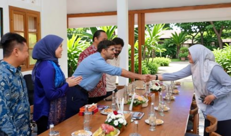 Historic Moment: Pemkab Banyuwangi Luncurkan Oasis Wangi, Layanan Konsultasi Kesehatan Daring 24 Jam Nonstop