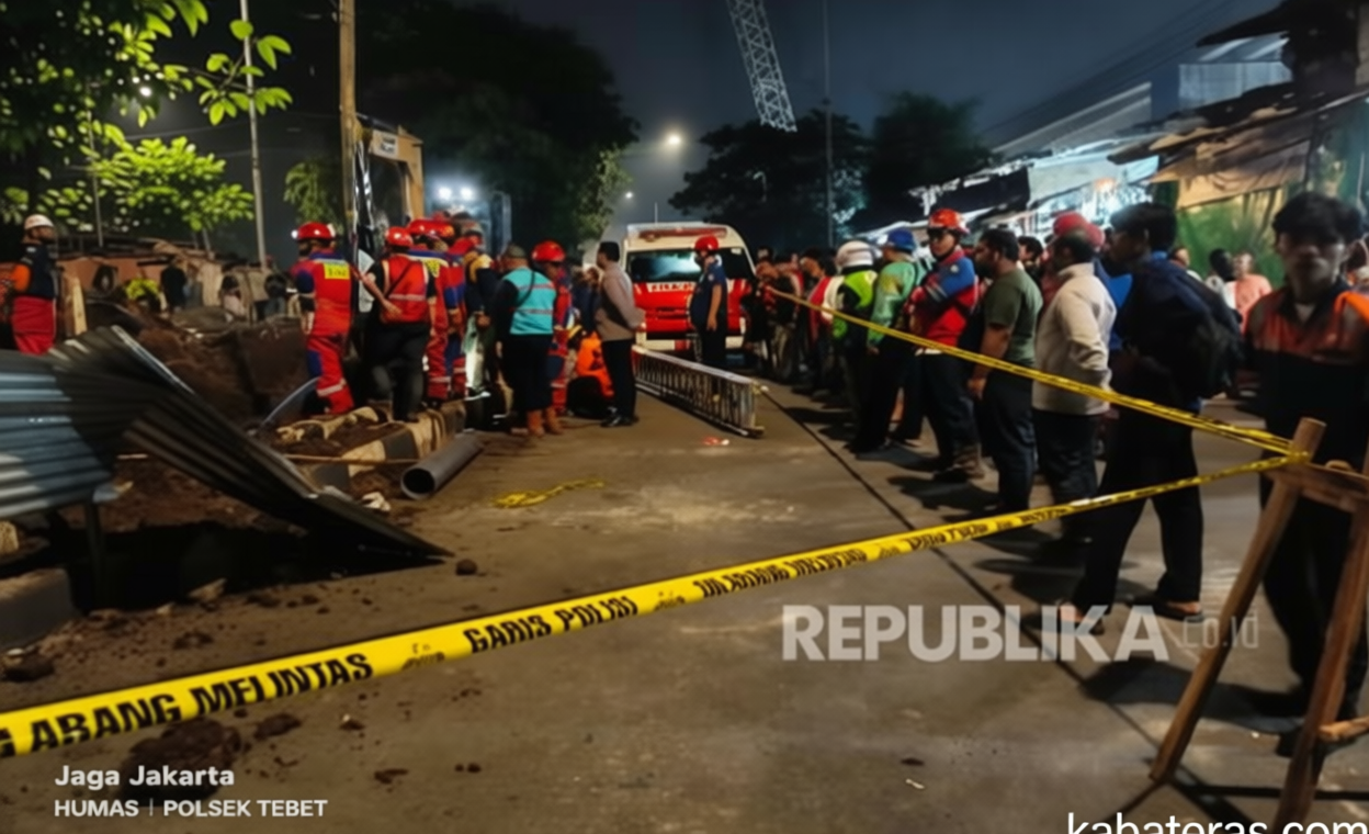 Balita Meninggal Usai Terperosok ke Lubang Proyek di Tebet – Damkar: Masih Hidup Saat Dievakuasi