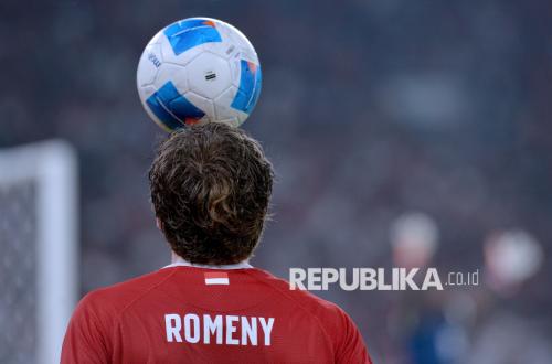 Ole Romeny dan Justin Hubner Bela Fortuna Sittard dalam Laga Uji Coba Lawan Olympiacos