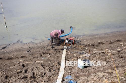 Drought Expands and Begins to Impact Agriculture