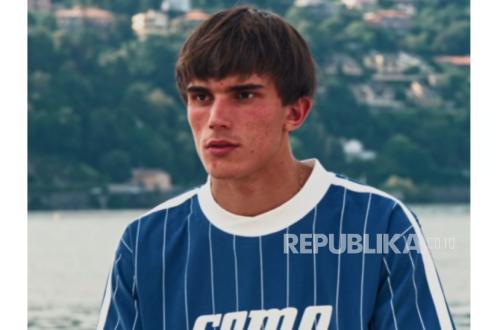 Historic Moment: Como Boyong Bek Muda Barcelona Andres Cuenca, Dikontrak Sampai 2030