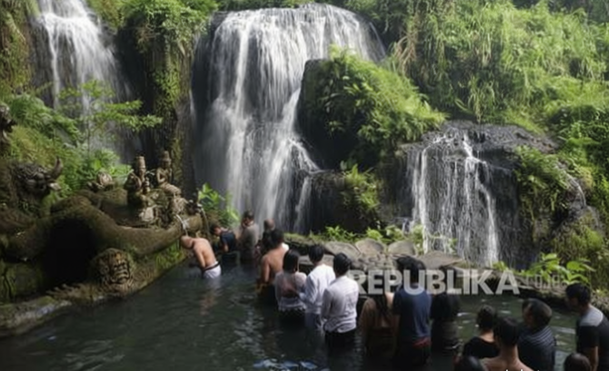 Bolehkah Umat Islam Ikut Melukat di Bali? Ini Kata MUI