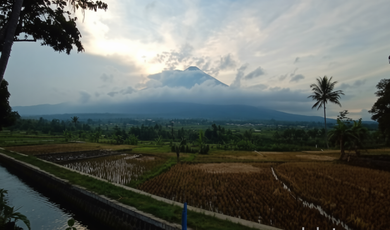 Tiga Pendaki Masuki Kawah Gunung Ciremai, BTNGC: Zona Terlarang, Berbahaya, dan Rusak Ekosistem