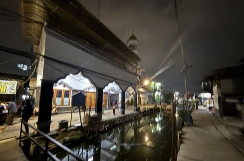 Revitalisasi Kali Cakung Lama Retakkan Rumah dan Masjid, Warga Kelapa Gading Keluhkan Dampak Proyek
