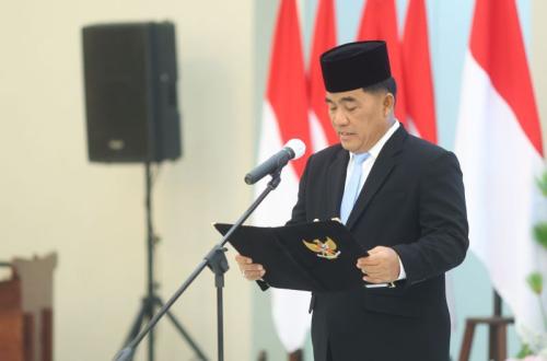 Gubernur Sulut Tuntut Integritas dan Profesionalitas Tiga Pejabat Baru yang Dilantik