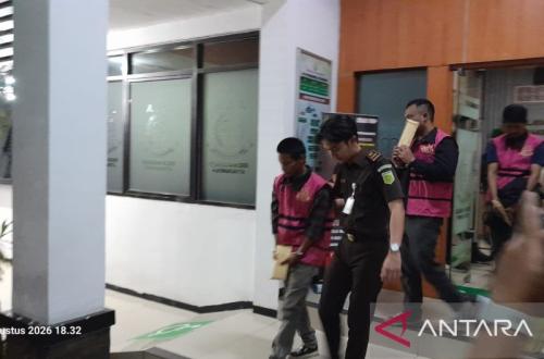 Kejari Purwakarta Tahan 3 Tersangka Korupsi KUR Bank BUMN, Rugikan Negara Rp3,4 Miliar