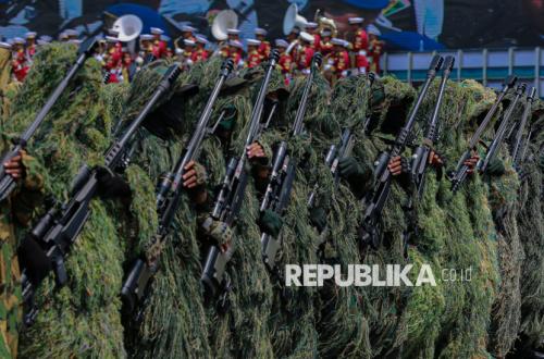 Karhutla Way Kambas Meluas, Tim Alfa TNI Diterjunkan Tembus Titik Api