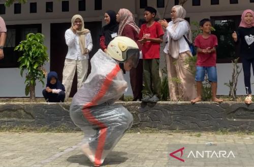 Relawan GDS Ajak Anak Panti Asuhan Aceh Semarakkan HUT RI lewat Permainan Tradisional