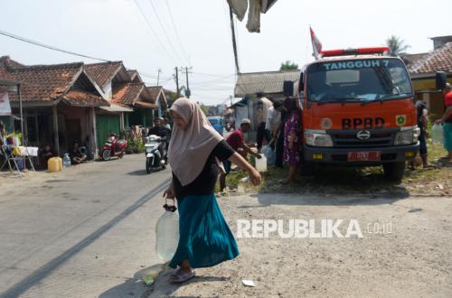 31 Kecamatan di Kabupaten Bogor Kekeringan, Pemkab Salurkan 1,8 Juta Liter Air Bersih