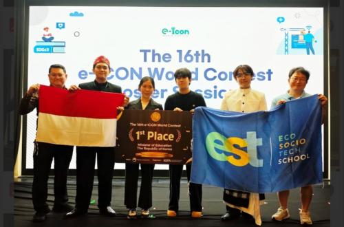 Pelajar Indonesia Juara e-ICON World Contest Lewat Aplikasi Hugrow