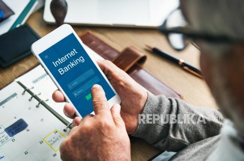 DPR Minta Penjelasan Bank Mandiri soal Rekening Aktivis Pati yang Diblokir