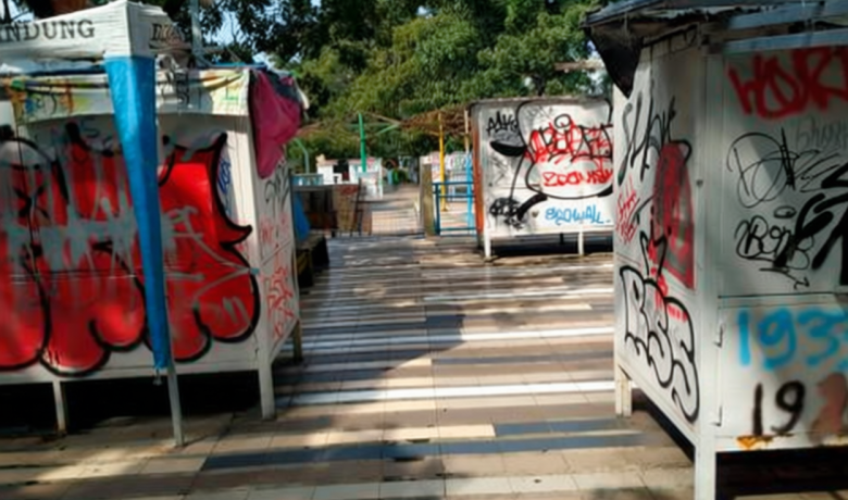 Pedagang Dukung Teras Cihampelas Dibongkar, Keluhkan Kantong Parkir Bikin Pengunjung Sepi
