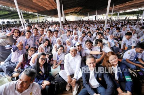 Hindari Putus Kuliah, KDM Usul Kenaikan Batas Gaji Orang Tua Bagi Mahasiswa Penerima KIP