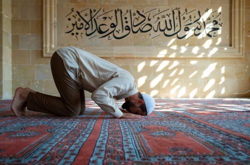 Mengapa Sholat Hajat Berdampak Dahsyat bagi Pelakunya? Begini Penjelasan Imam Al-Ghazali