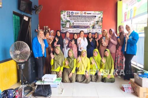 Dorong Ekonomi Sirkular, UBSI Latih Bank Sampah Vida Bekasi Go Digital