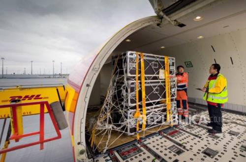 dhl_260921094259-700
