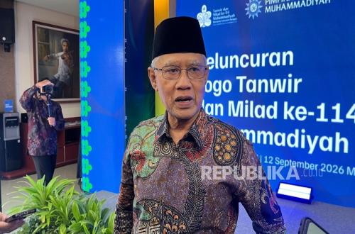 ketua-umum-pp-muhammadiyah-haedar-nashir-saat-diwawancara-di_260915001637-691