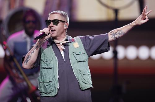 rapper-amerika-macklemore-menampilkan-pertunjukan-pada-upacara-pembukaan-invictus_231107093149-886