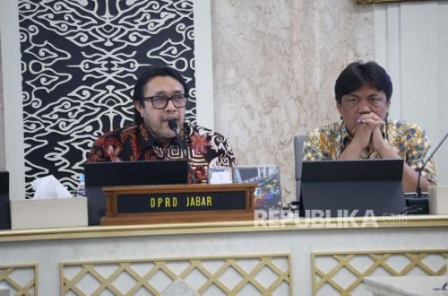 wakil-ketua-dprd-jawa-barat-ono-surono-mendukung-langkah_260918165156-361